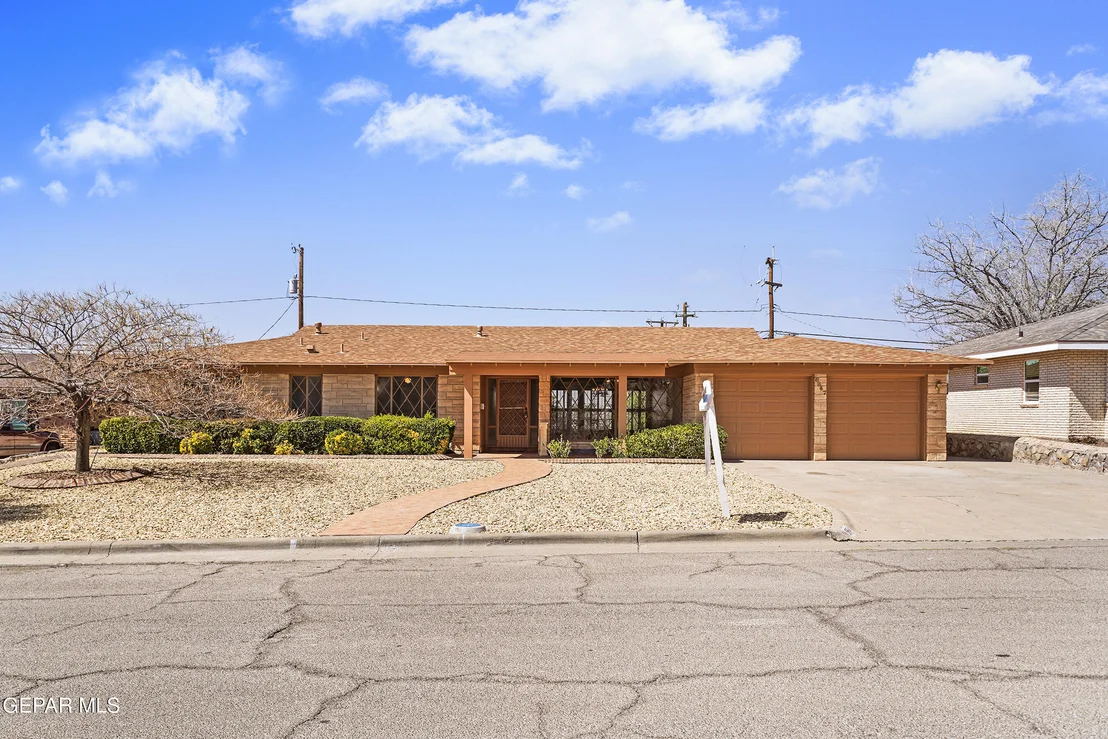Photo of 5847 BURNING TREE Drive