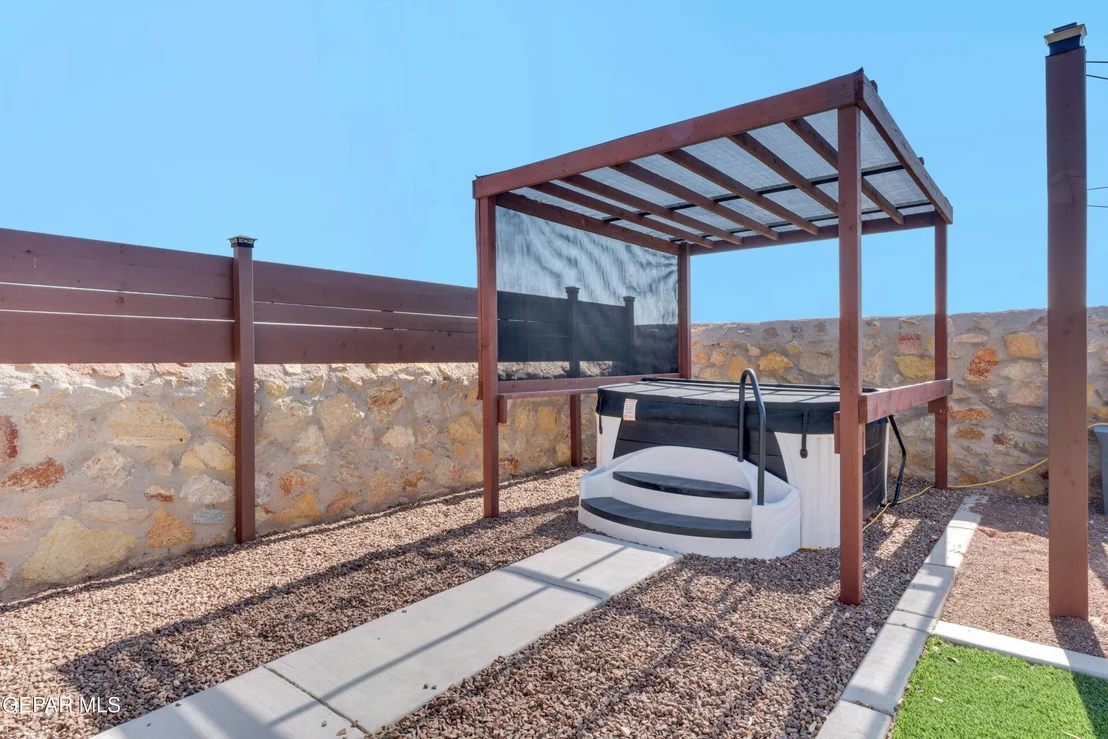 Photo of 3909 Desert Bluff Drive