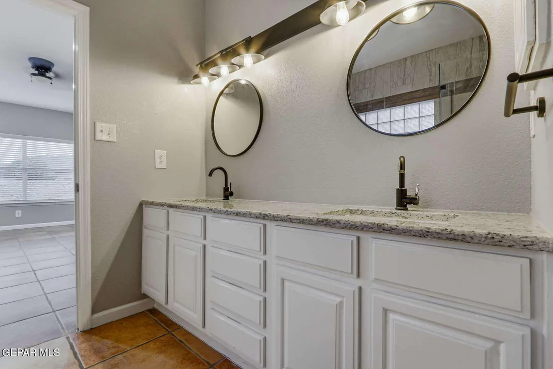 Photo of 12404 PASEO LARGO Circle