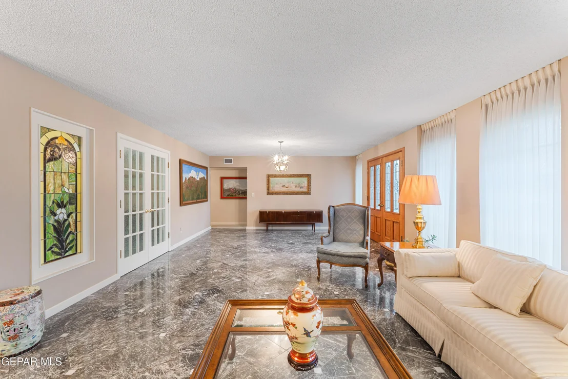 Photo of 6233 Meteor Way