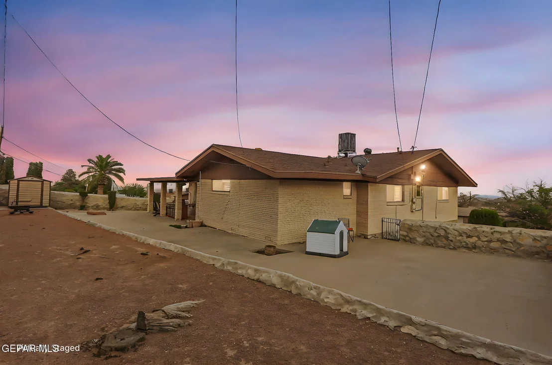 Photo of 3307 MOONLIGHT Avenue