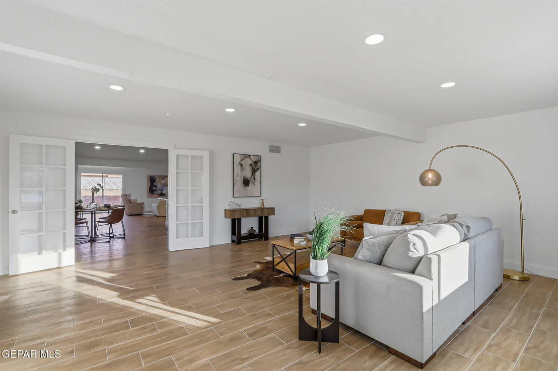 Photo of 2348 SEA SIDE Drive