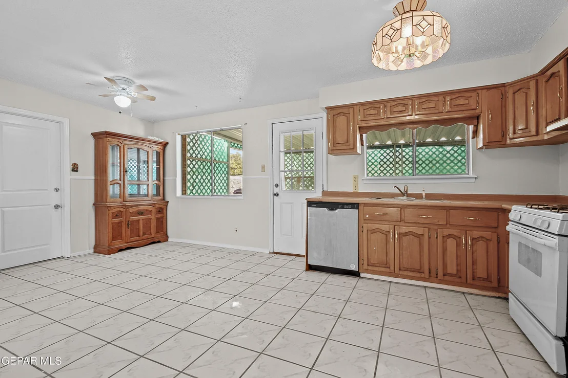 Photo of 10442 TRIUMPH Drive
