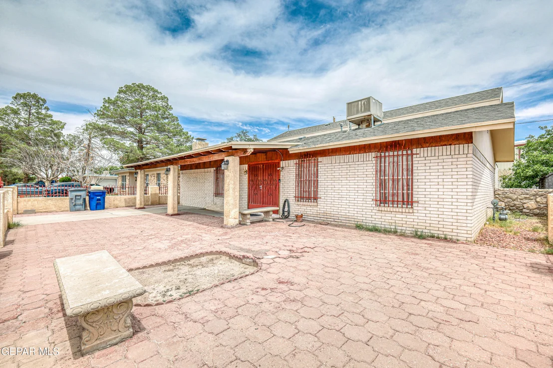 Photo of 9201 TENANGO Drive