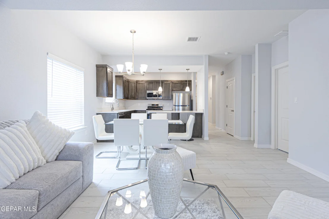 Photo of 546 Spanish Oak Drive
