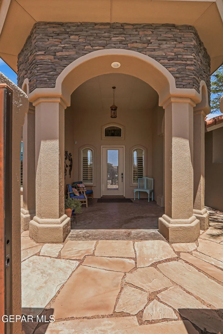 Photo of 6163 FRANKLIN DOVE Avenue