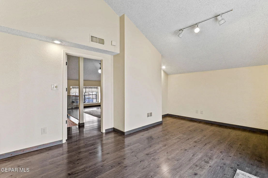 Photo of 1828 Chris Scott Drive