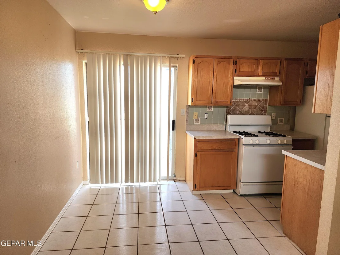 Photo of 6241 Kings Bridge Drive