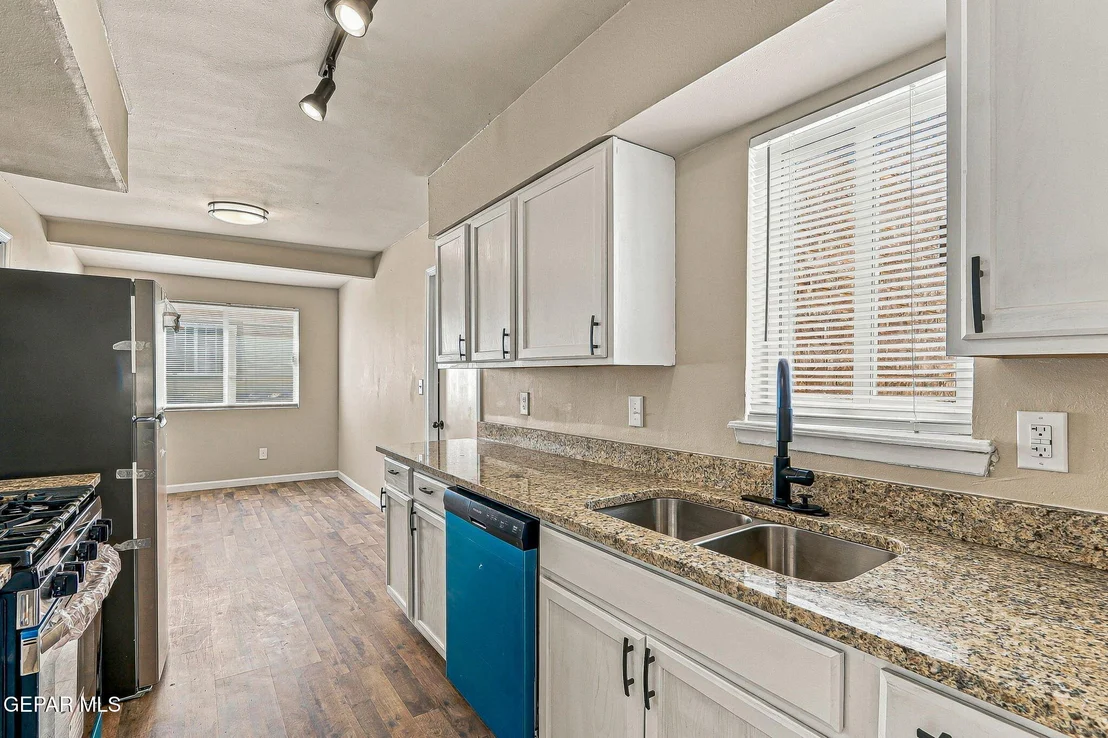 Photo of 5312 DEARBORNE Drive