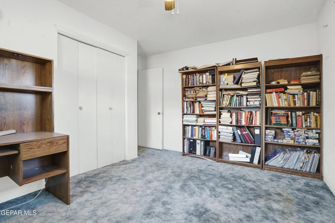 Photo of 228 MOONGLOW Drive