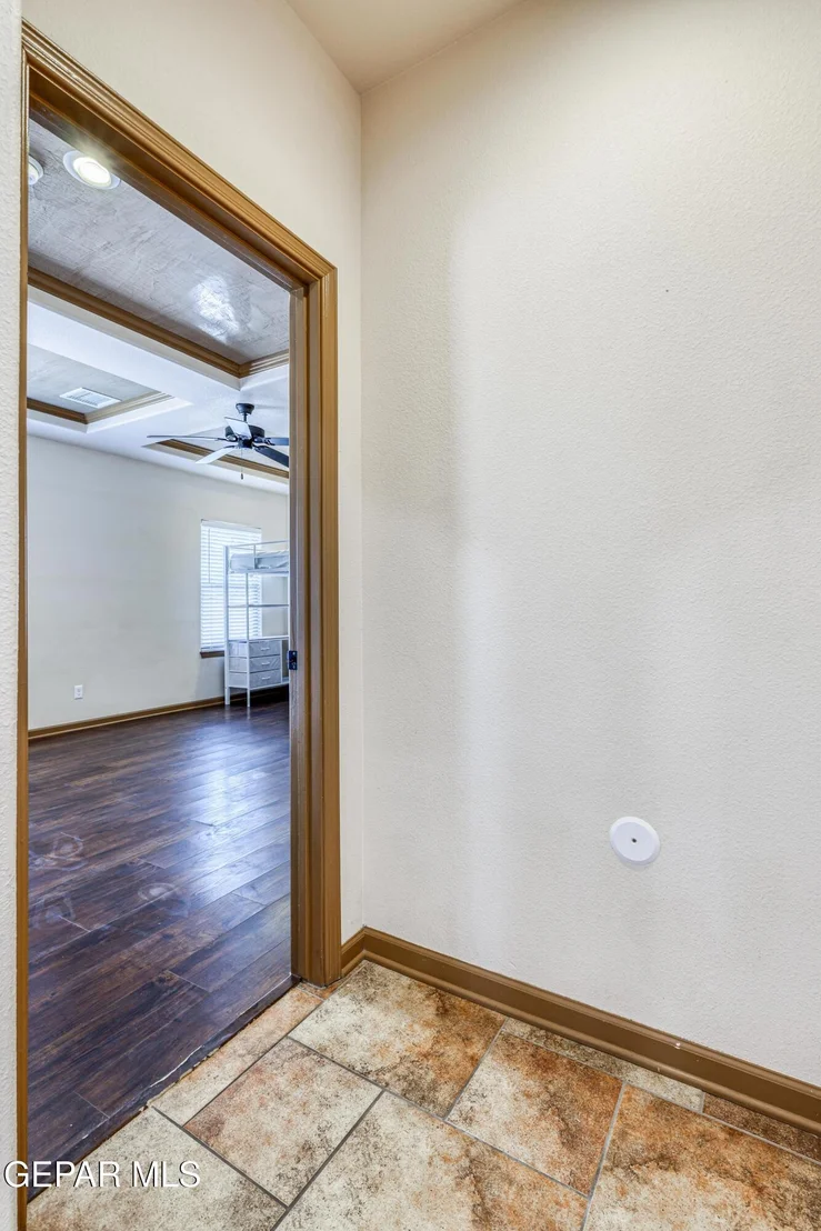Photo of 12152 CHAPEL HILL Road