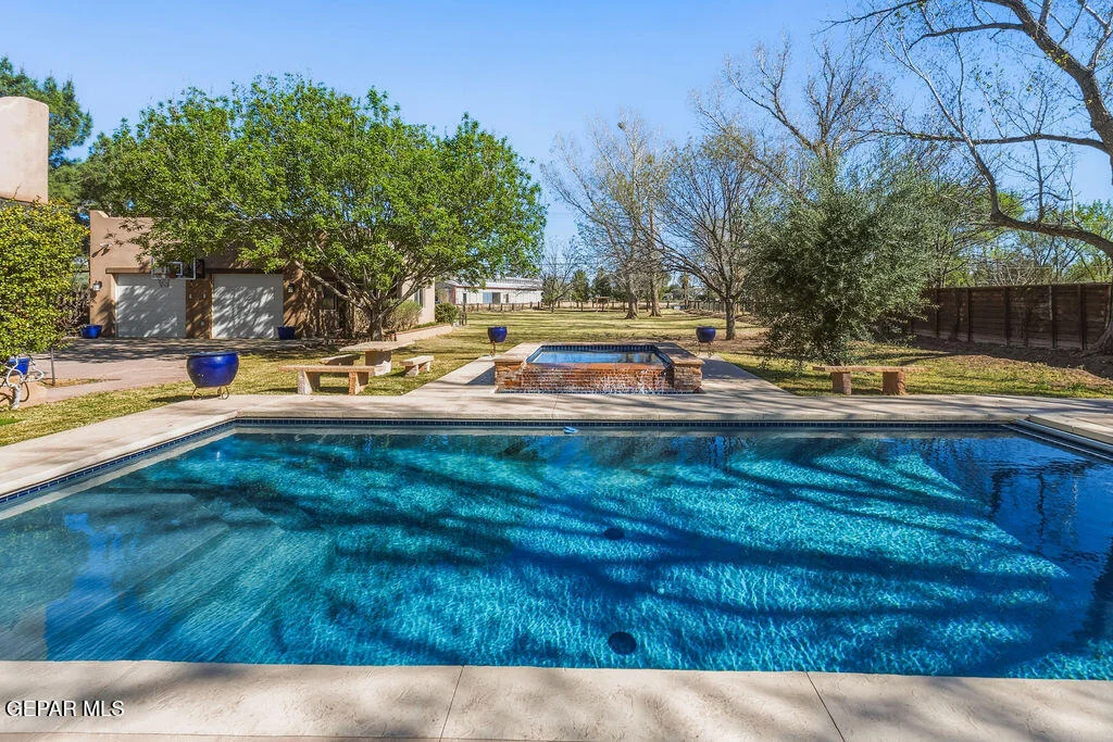 Photo of 300 ROSEMONT Drive