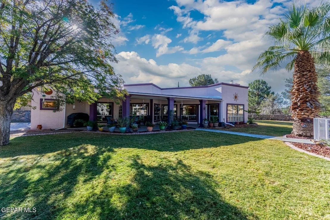 Photo of 1111 Sun Ridge Drive
