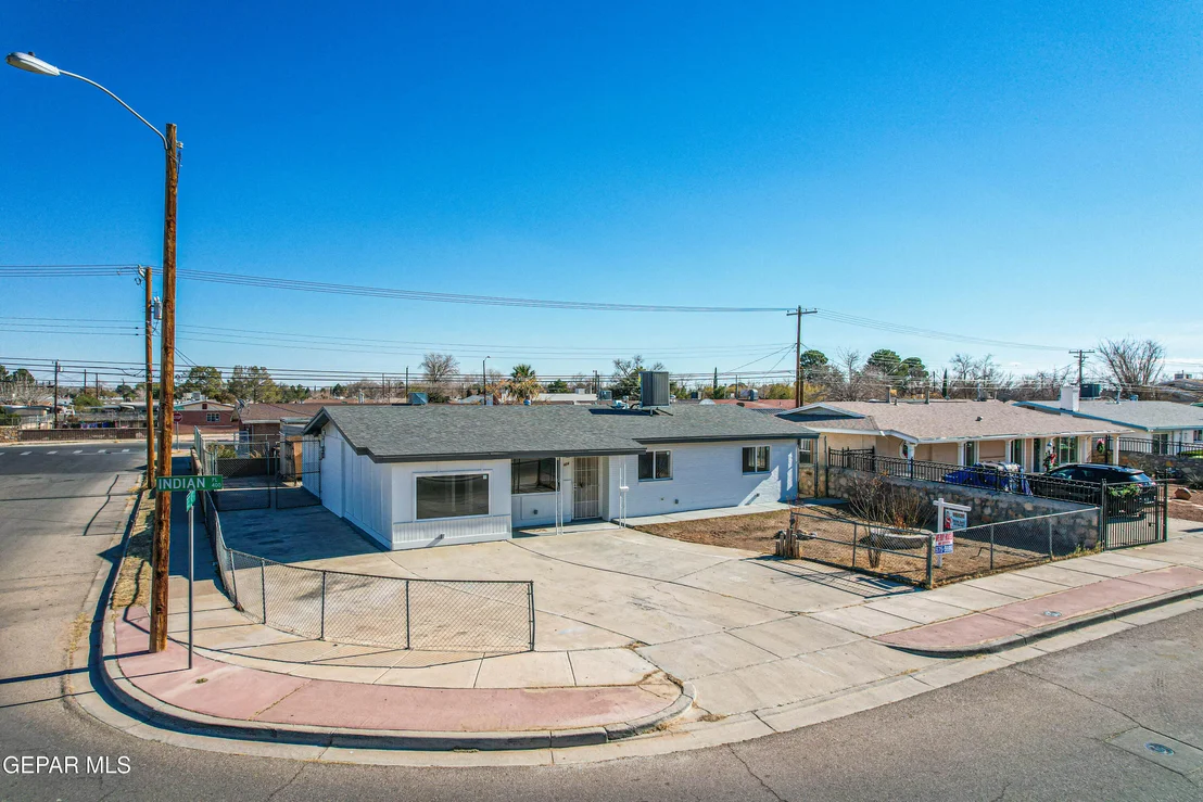 Photo of 424 Indian Place
