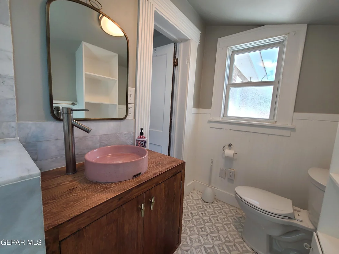Photo of 602 CINCINNATI Avenue