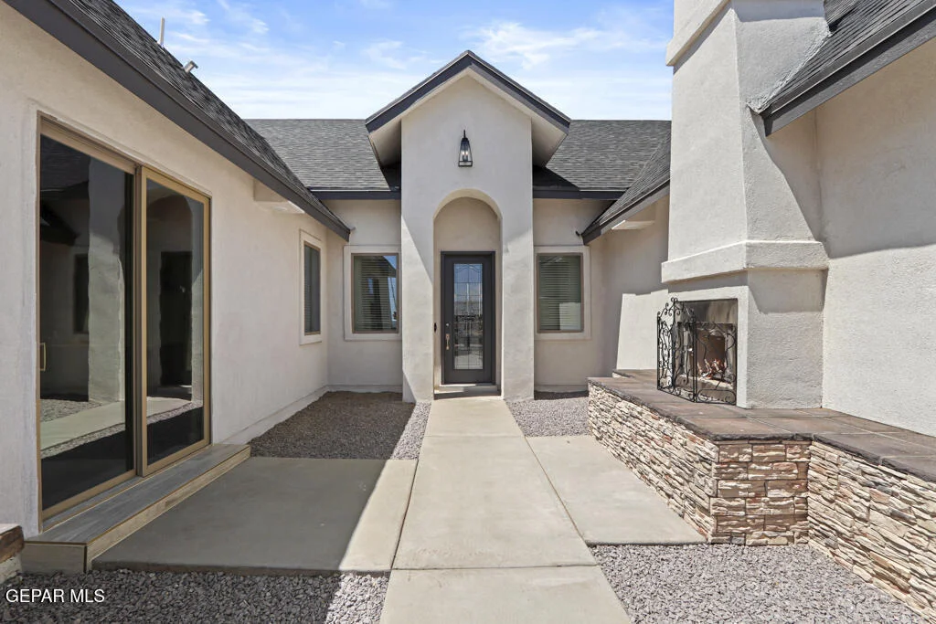 Photo of 996 WILLOW RIVER Drive