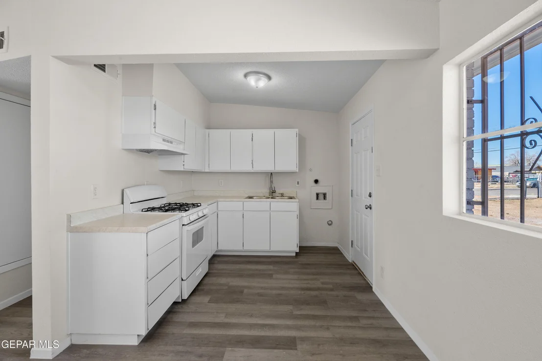 Photo of 5101 RUTHERFORD Drive