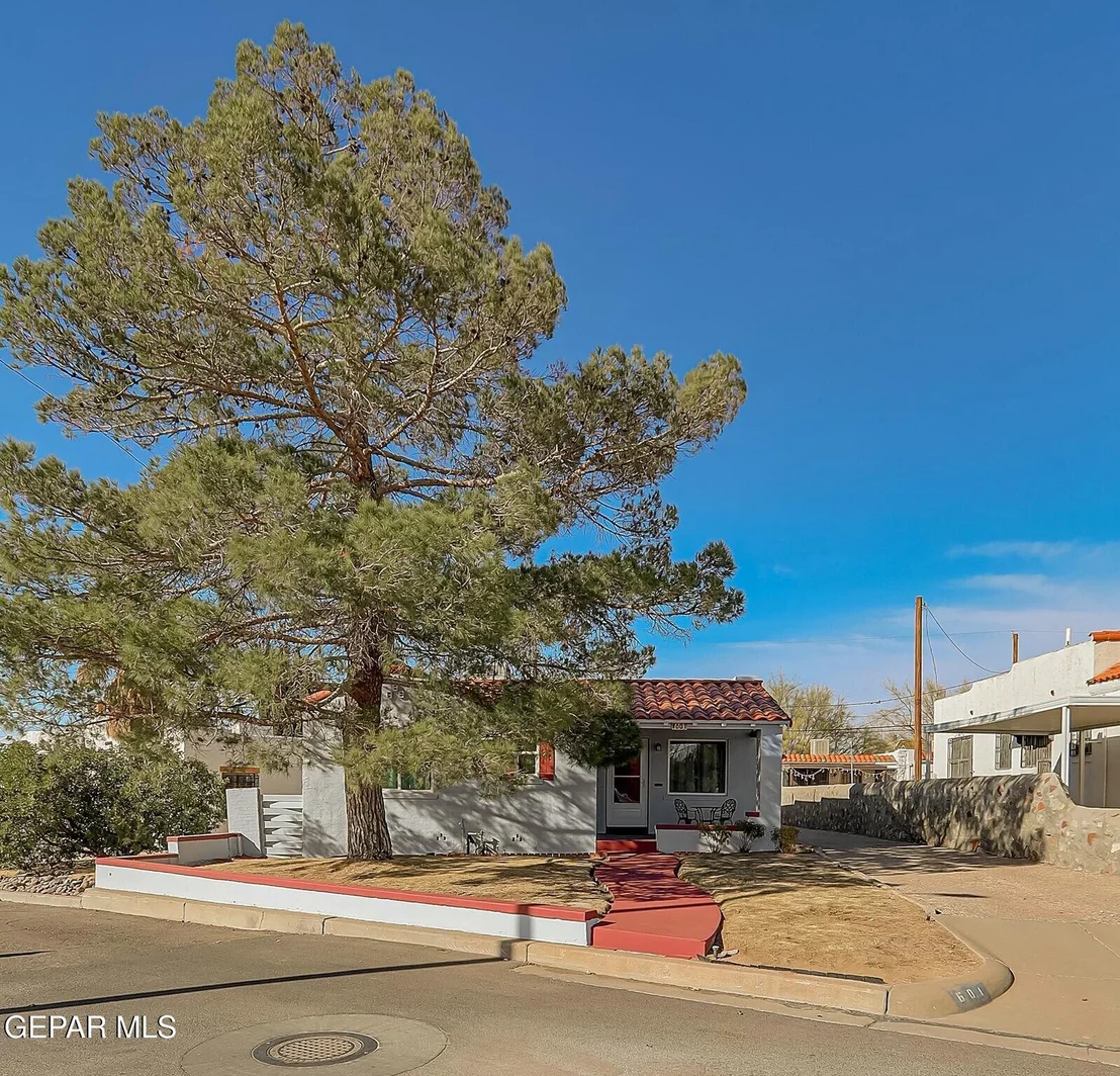 Photo of 601 E BALTIMORE Drive