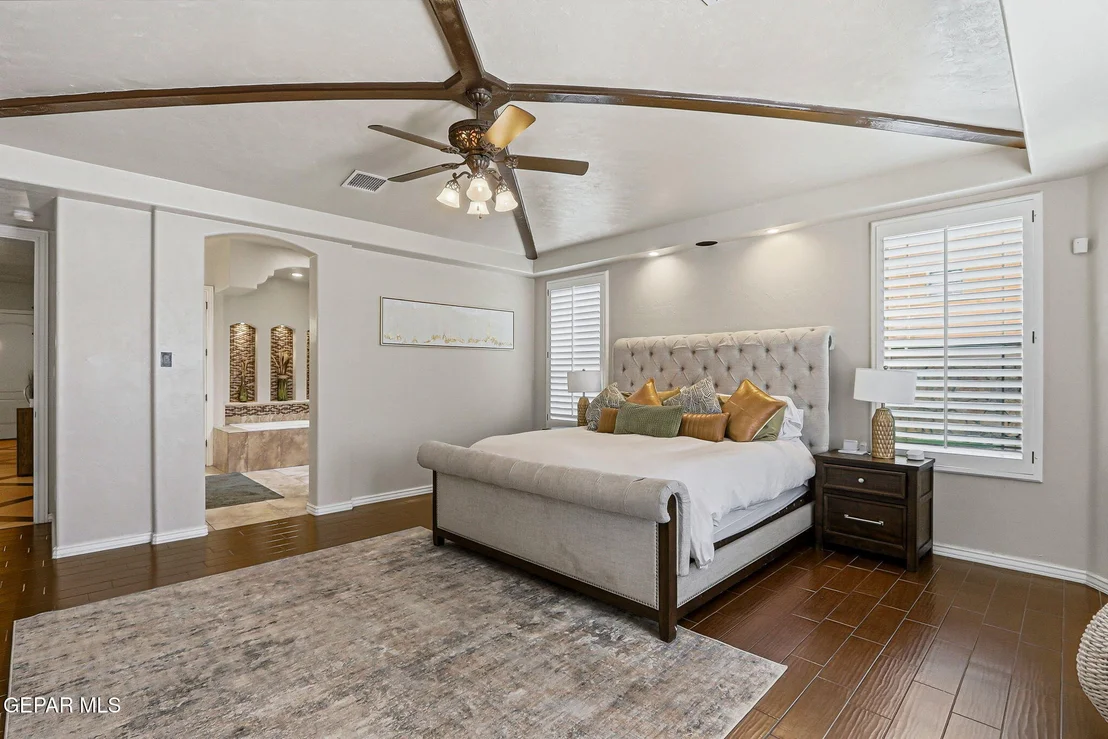 Photo of 899 Cortona Place