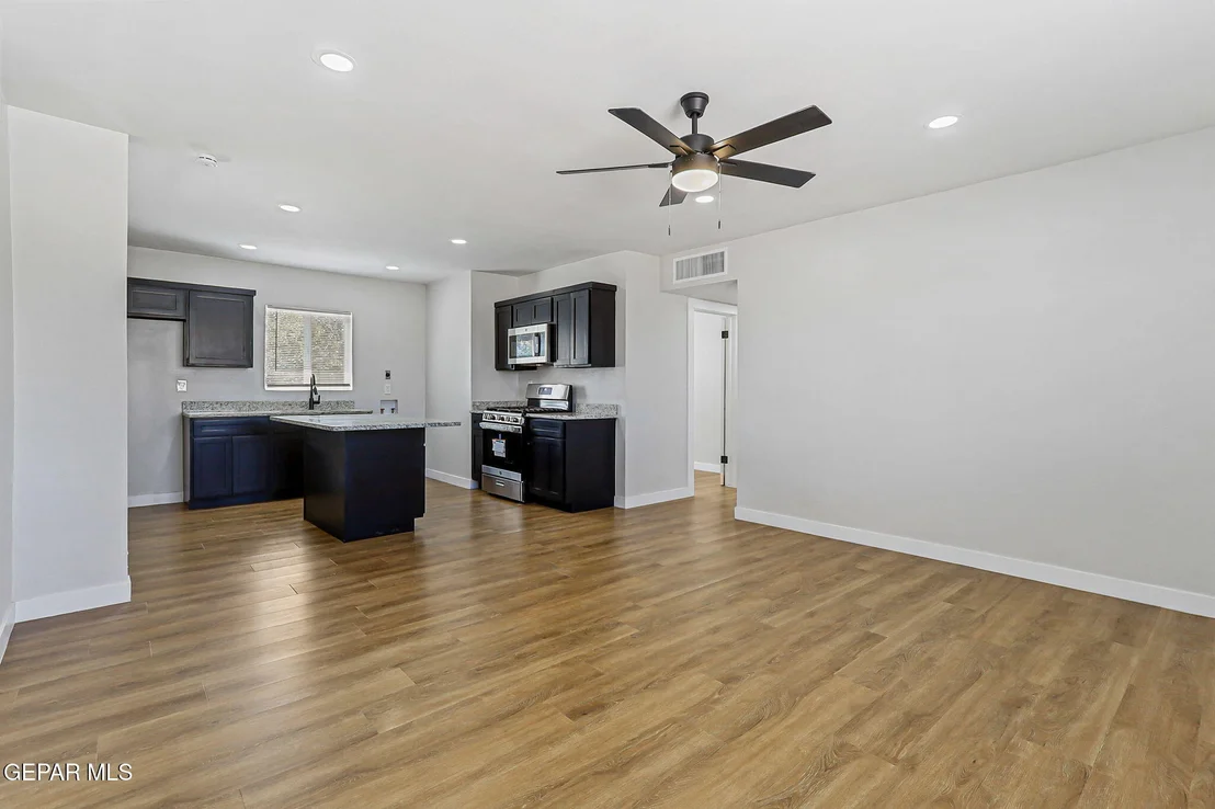 Photo of 5104 Mount Abbott Drive