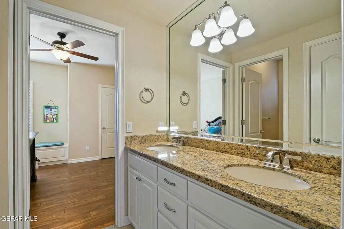 Photo of 1140 CALLE LOMAS Drive