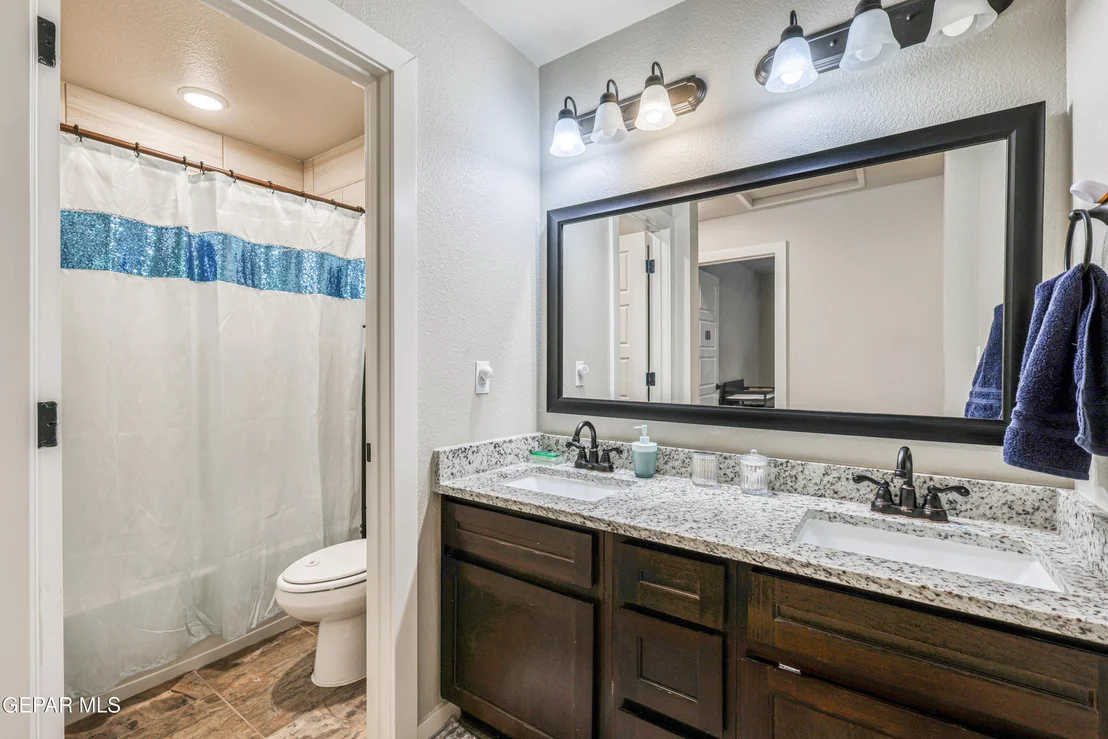 Photo of 7821 ENCHANTED RIDGE Drive