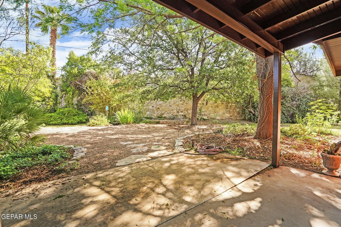 Photo of 416 POCANO Lane