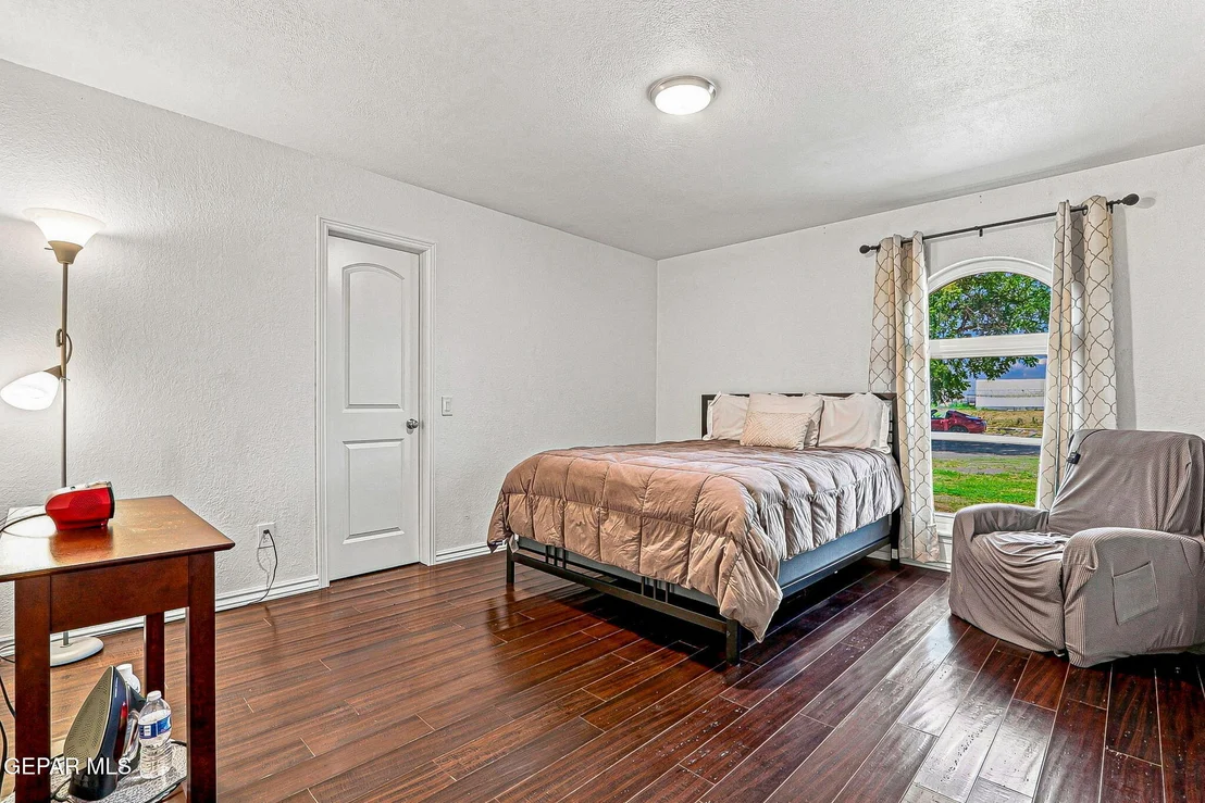 Photo of 6710 Westside Drive