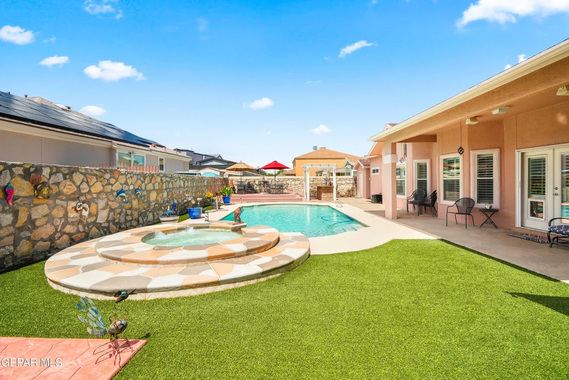 Photo of 11357 LOMA CRYSTAL Place