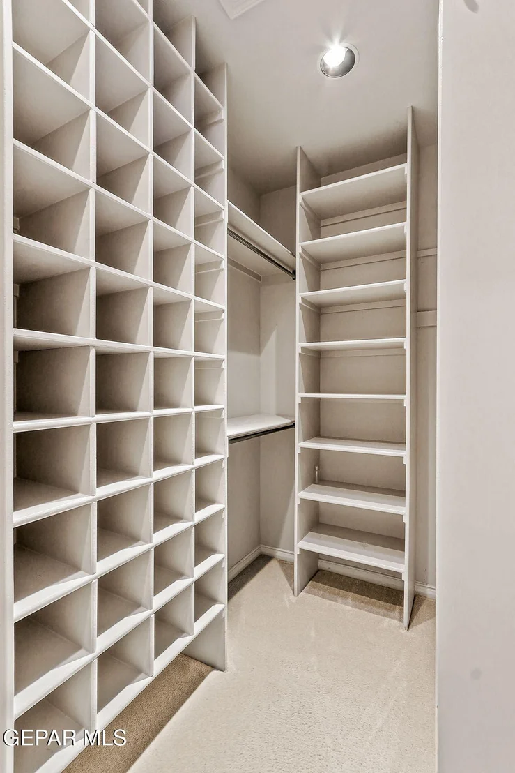 Photo of 1039 LOS JARDINES Circle