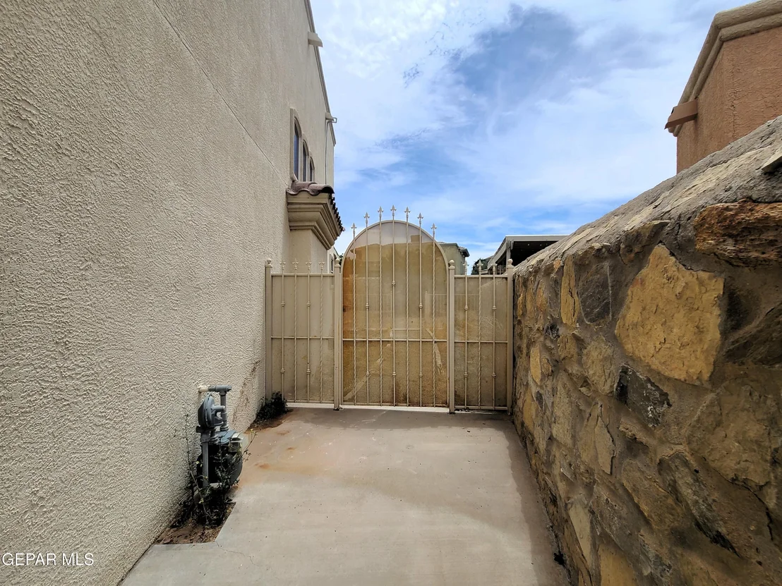 Photo of 12716 TIERRA ARLETH Court