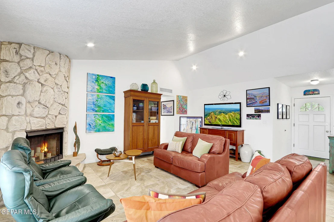 Photo of 311 ALVAREZ Drive