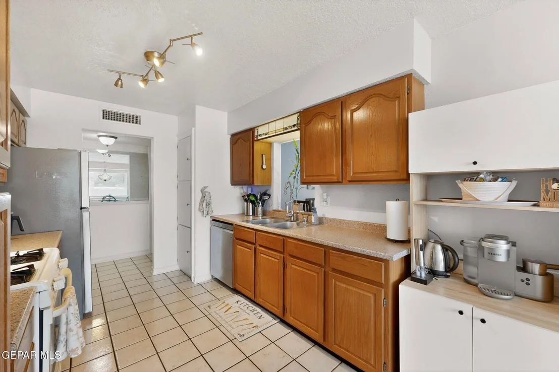 Photo of 10600 HERMES Drive