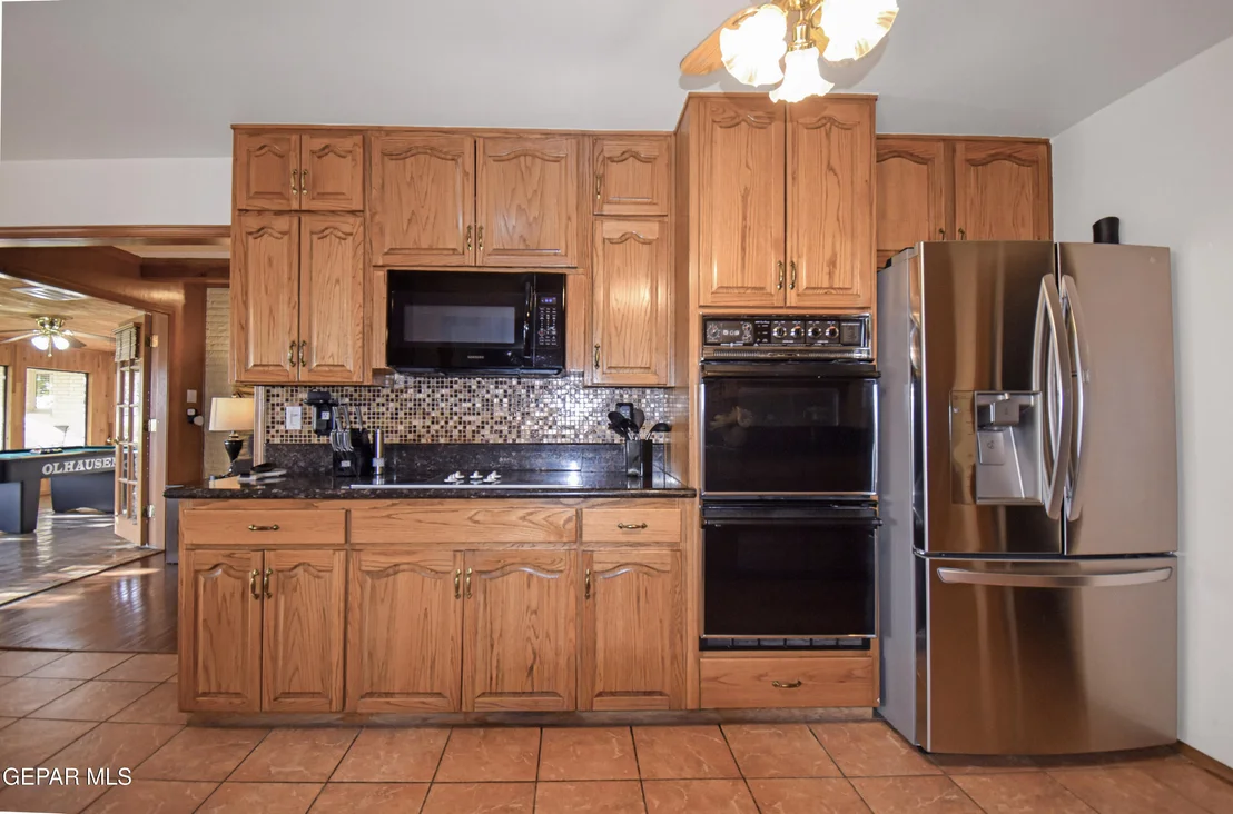 Photo of 849 River Oaks Drive