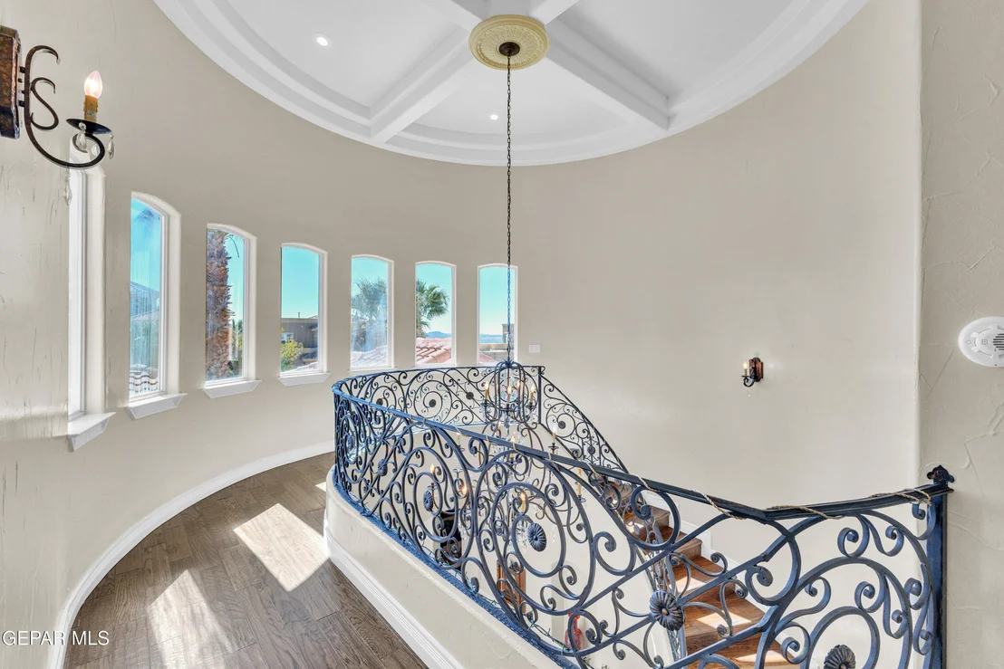 Photo of 1237 CALLE LAGO