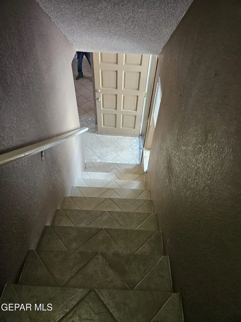 Photo of 704 ESPOLON Drive