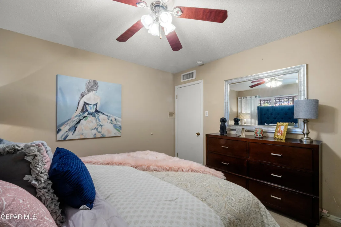 Photo of 8820 DIRK Court