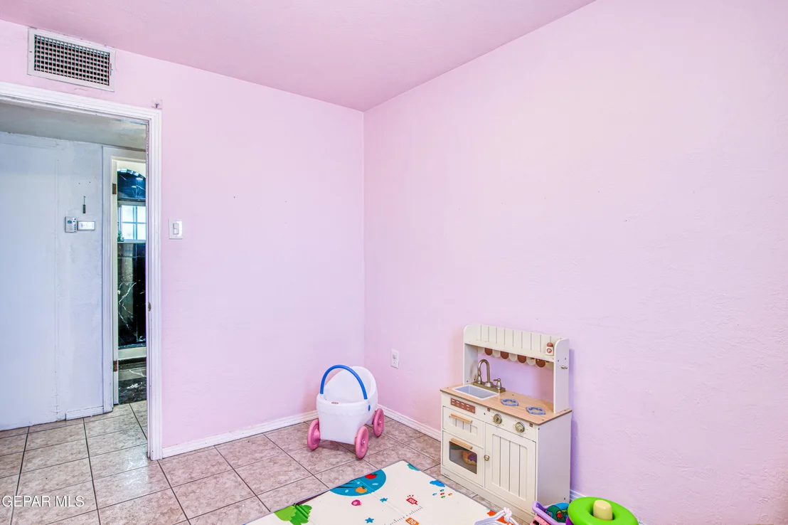 Photo of 1121 Belen Road