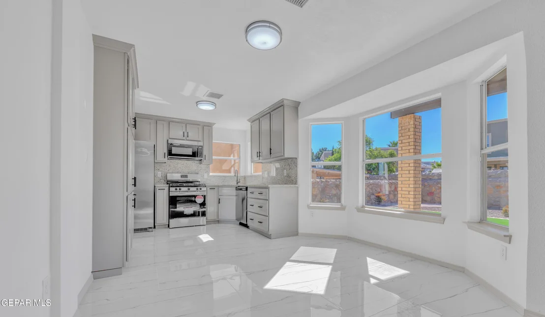 Photo of 12608 SETTING SUN Drive