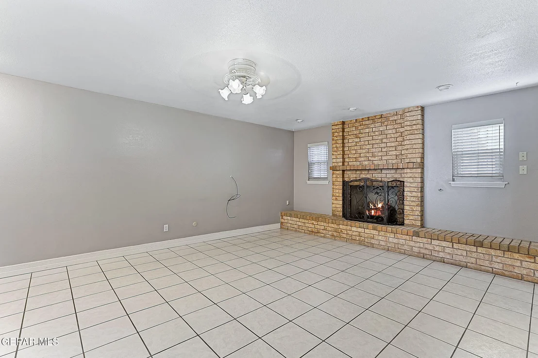 Photo of 2917 Brady Place