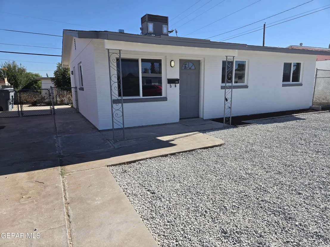 Photo of 208 ARBOR Place