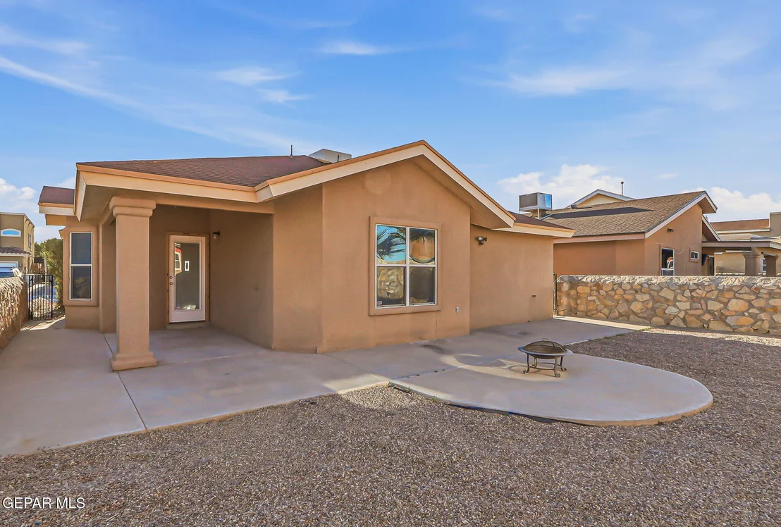 Photo of 14061 ROBERT ITUARTE Drive