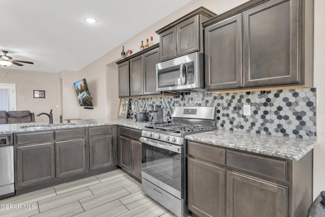 Photo of 3909 Desert Bluff Drive