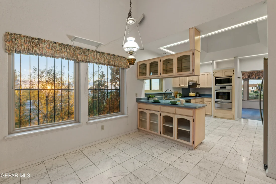 Photo of 401 Sharondale Drive