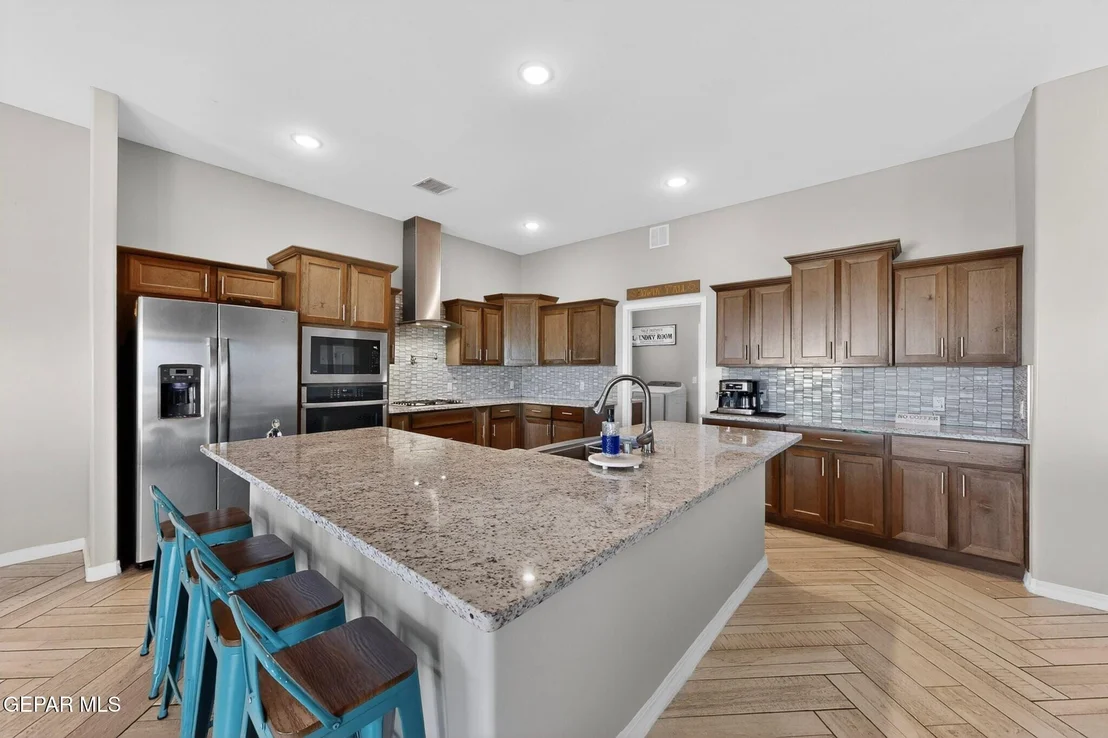 Photo of 6241 BRAZOS RIVER Drive