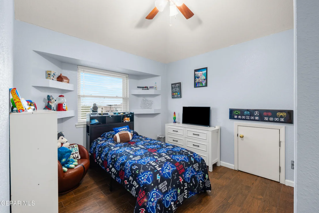 Photo of 7050 BLACK RIDGE Drive