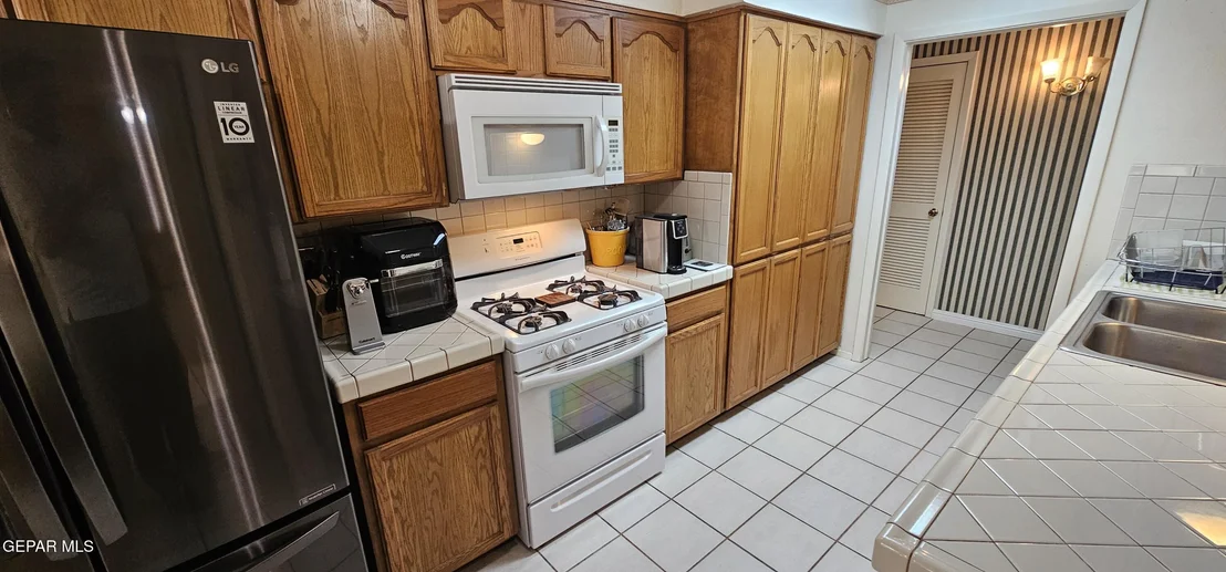 Photo of 2704 Gaston Drive