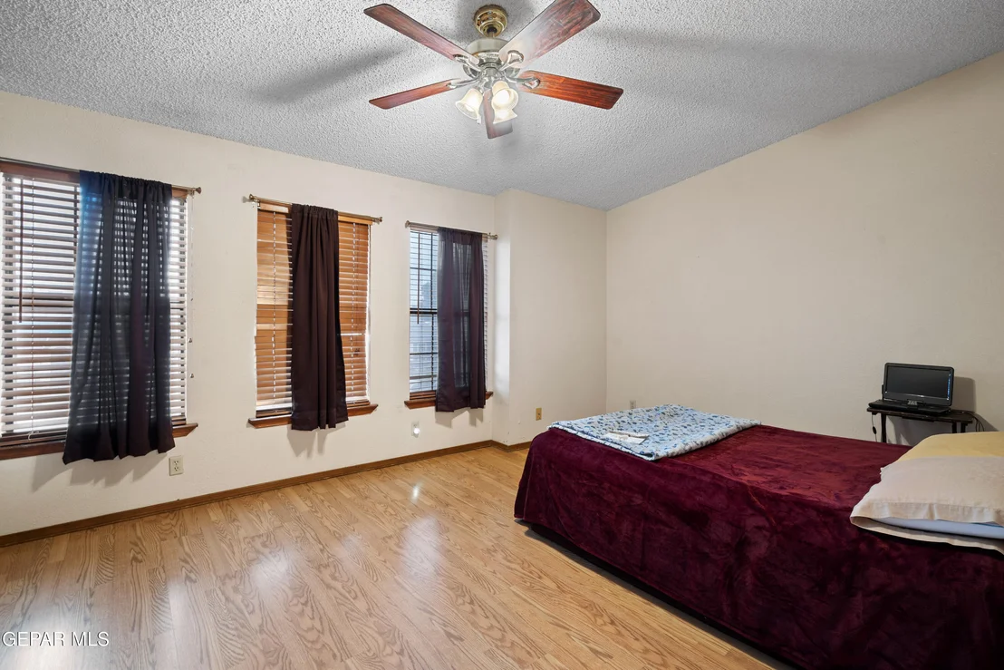 Photo of 1687 DANIELS Lane