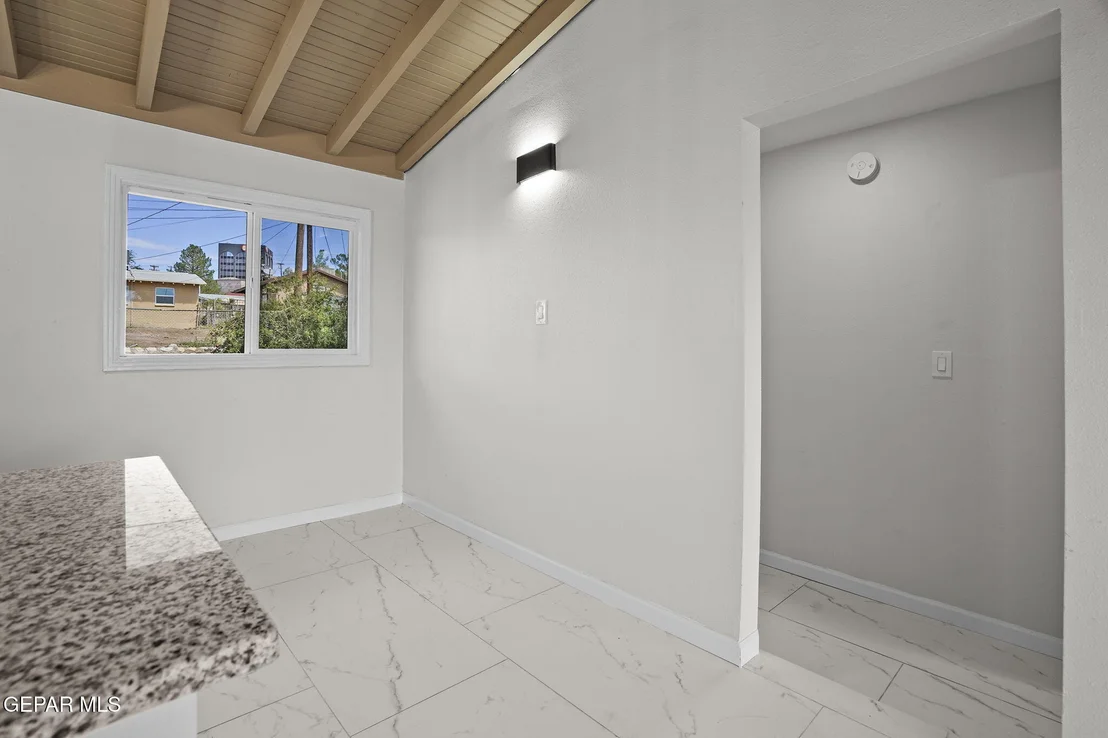 Photo of 919 N CLARK Drive