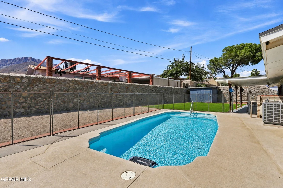 Photo of 8713 ECHO Street